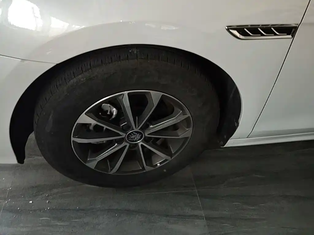 BYD Qin PLUS — миниатюра 23