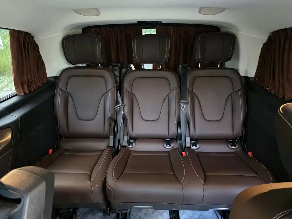 Mercedes-Benz V-Class — миниатюра 22