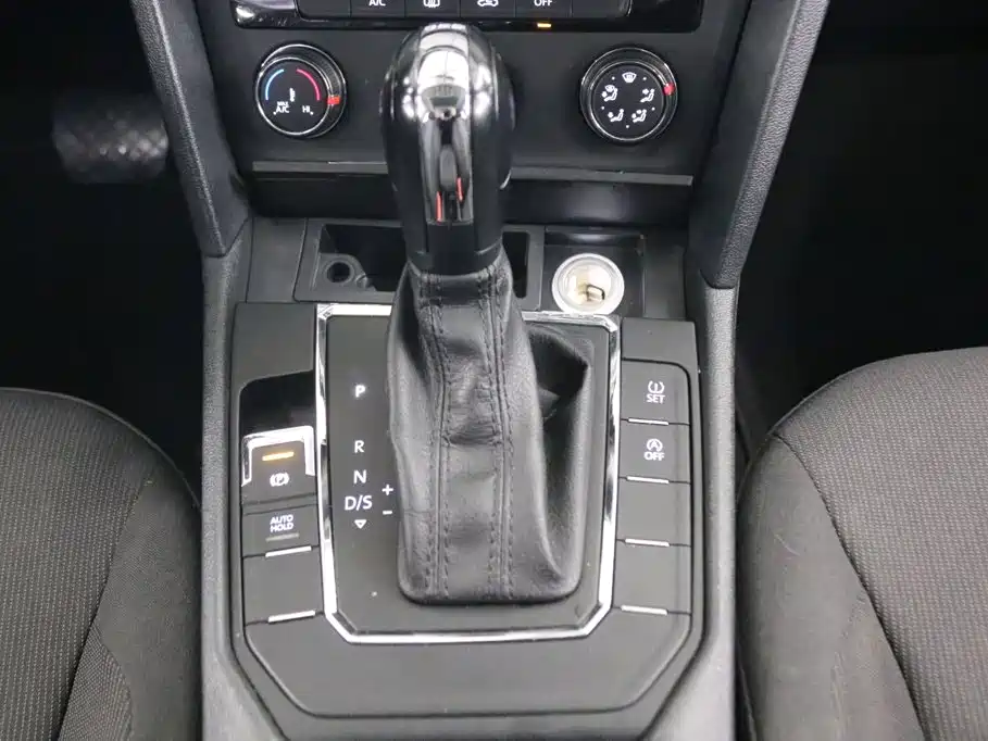 Volkswagen Lamando — миниатюра 6