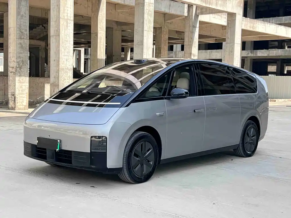 Li Auto Li MEGA 2025