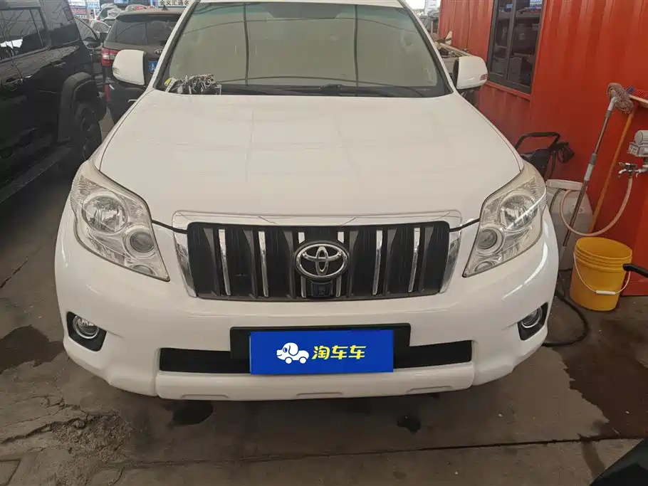 Toyota Land Cruiser Prado 2010 4.0L AT TX