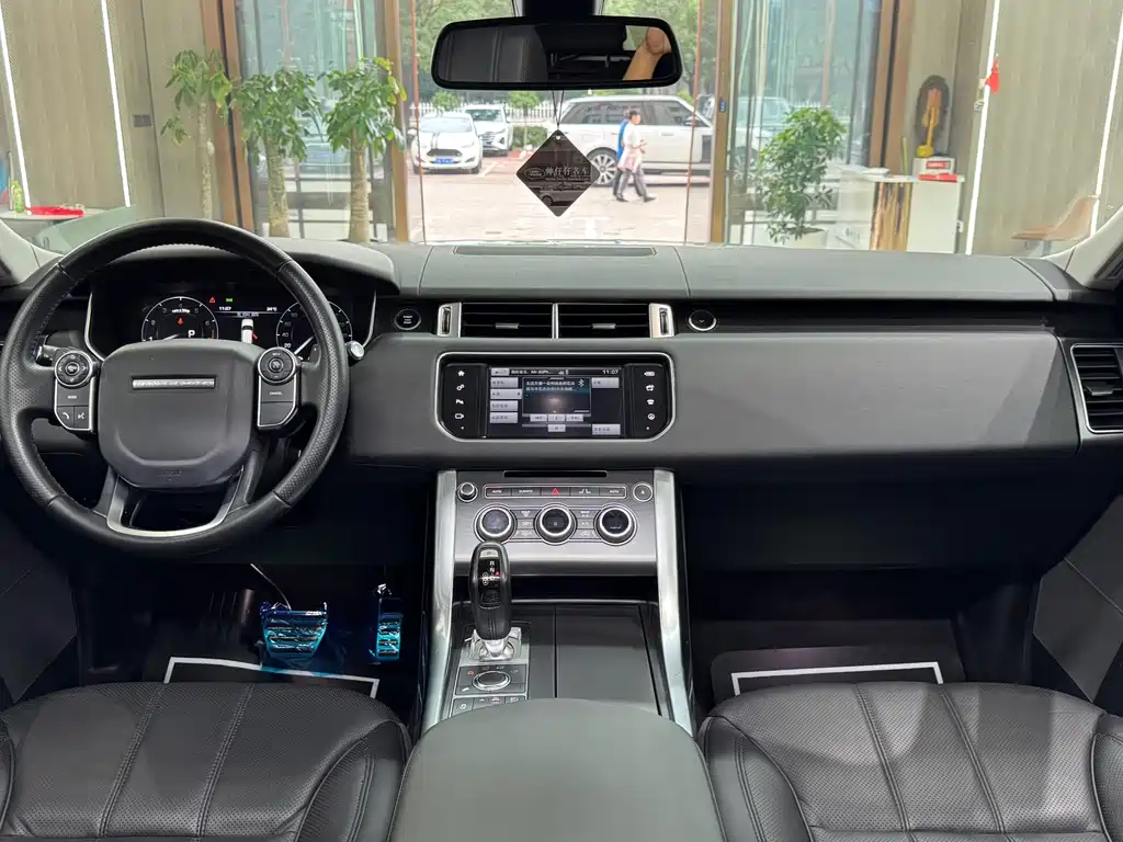 Land Rover Sport — миниатюра 8