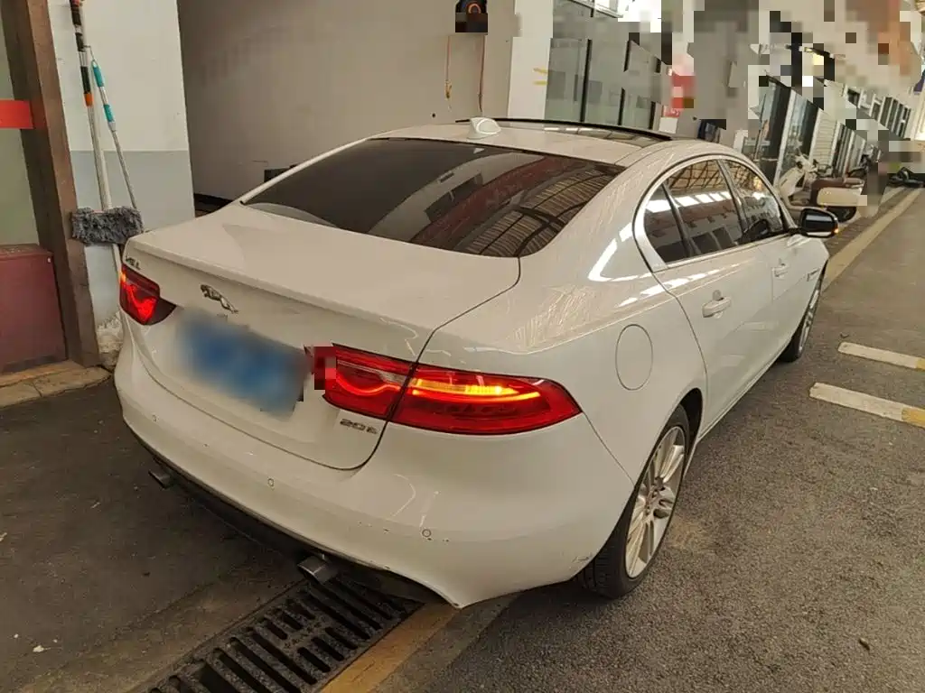 Jaguar XEL — миниатюра 7