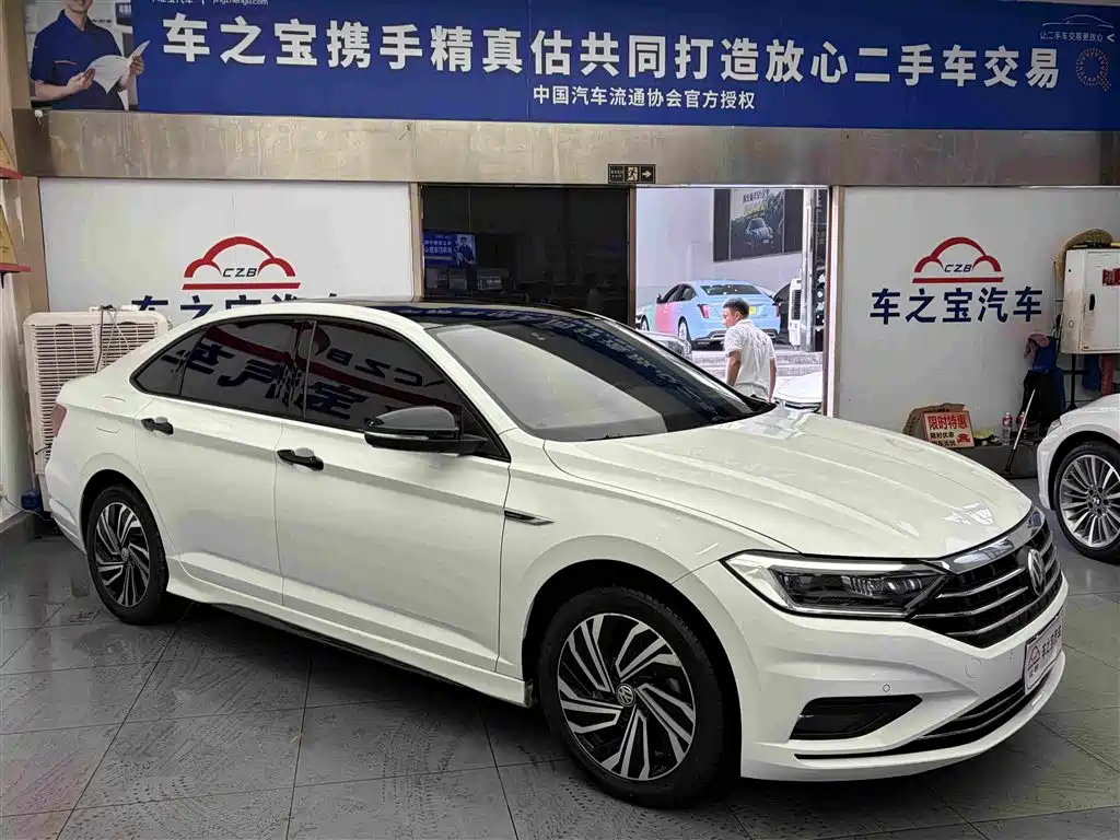Volkswagen Sagitar — миниатюра 3