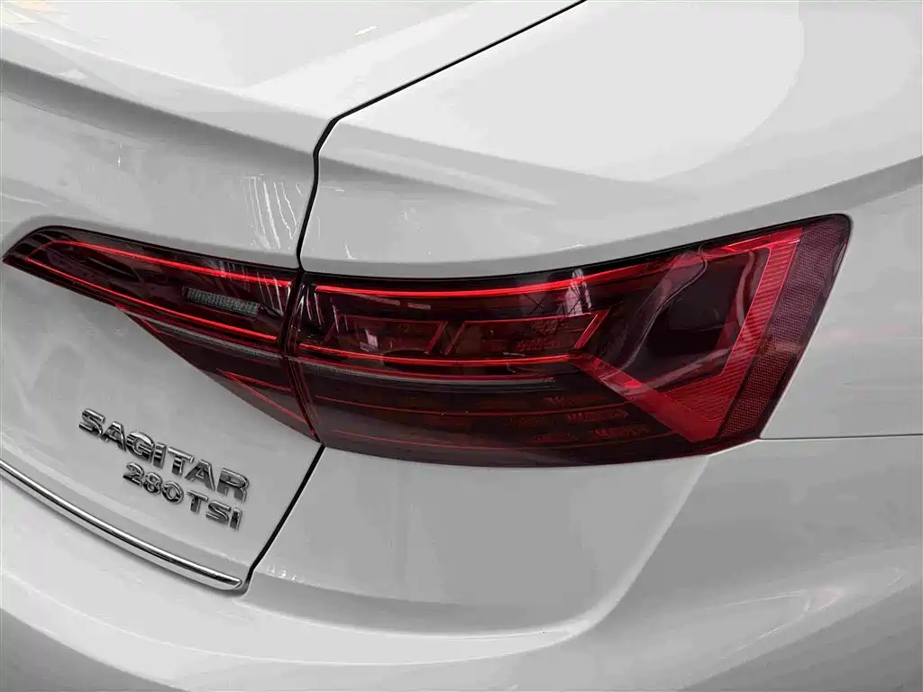 Volkswagen Sagitar — миниатюра 11