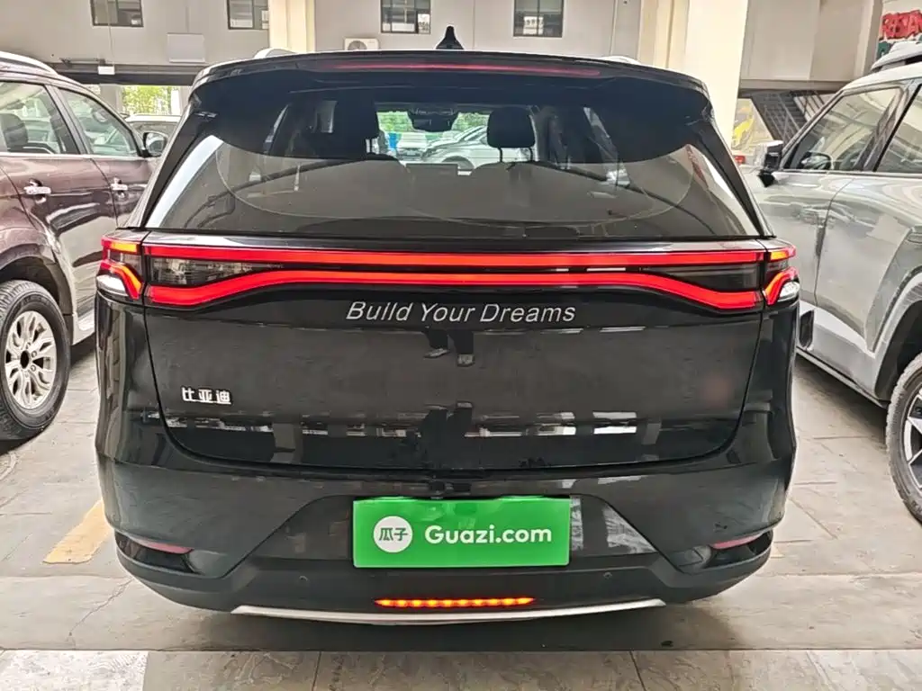 BYD Tang — миниатюра 6