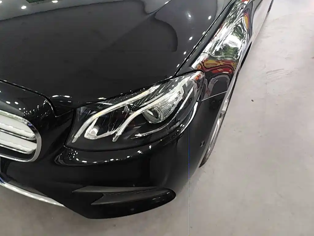 Mercedes-Benz E-Class — миниатюра 24