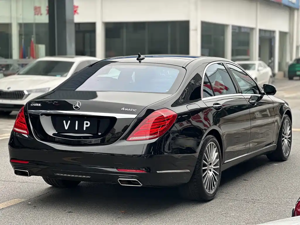 Mercedes-Benz S-Class — миниатюра 6