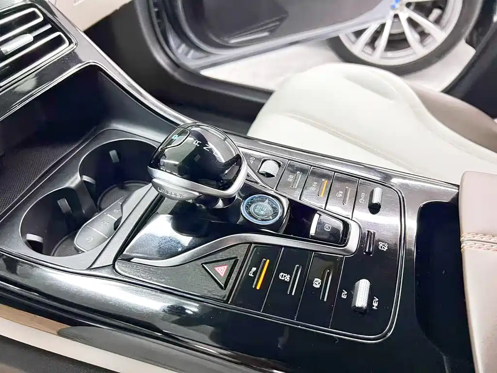 BYD Qin PLUS — миниатюра 14