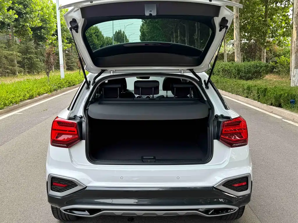 Audi Q2L 2021 35 TFSI