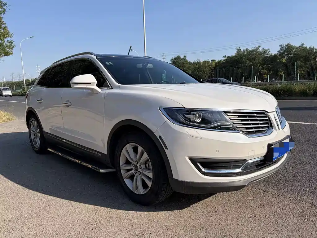 Lincoln MKX — миниатюра 4