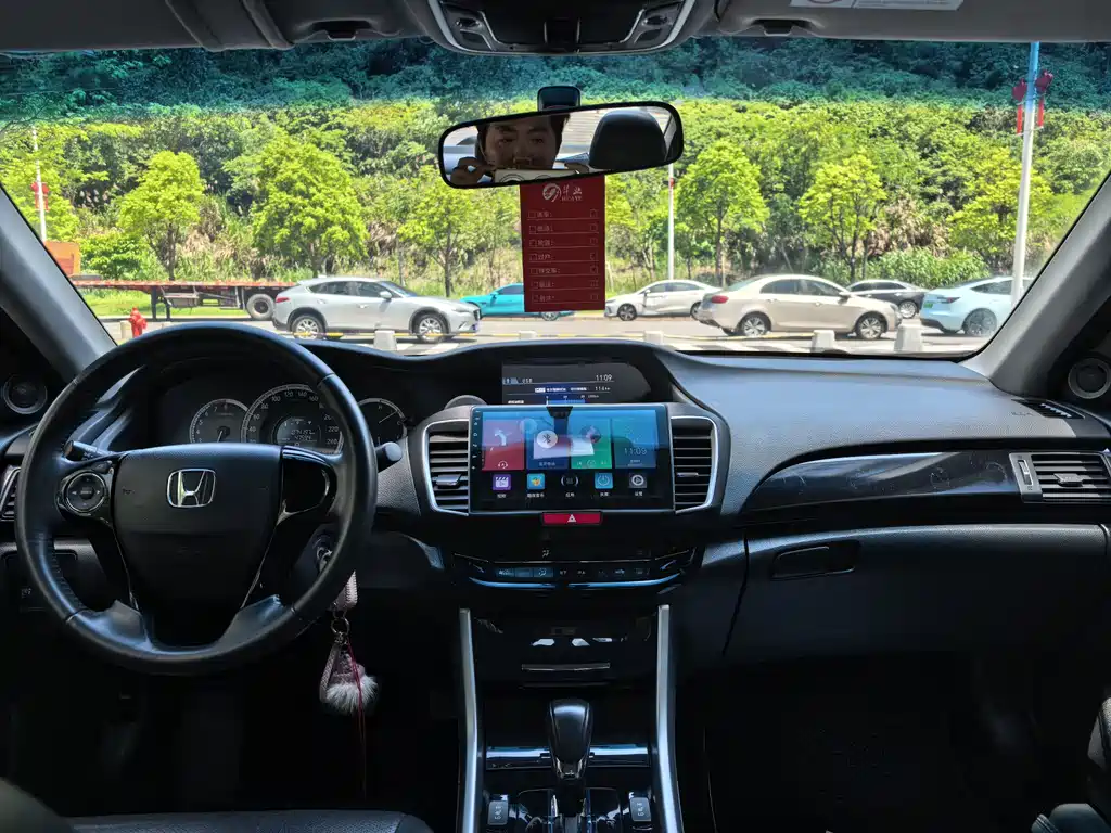 Honda Accord 2016 2.0L Elite