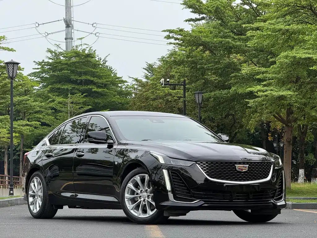 Cadillac CT5 — миниатюра 2
