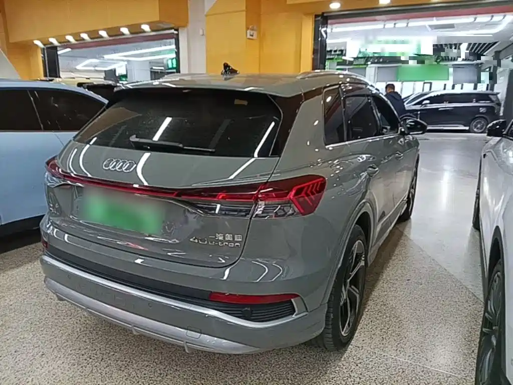 Audi Q4 e-tron — миниатюра 7
