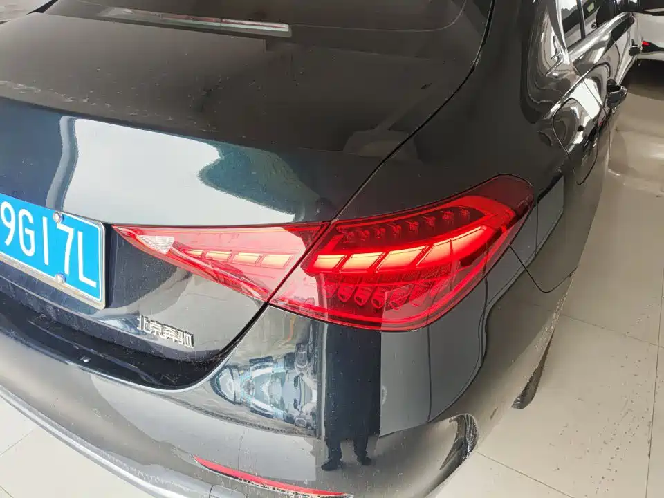 Mercedes-Benz C-Class — миниатюра 12