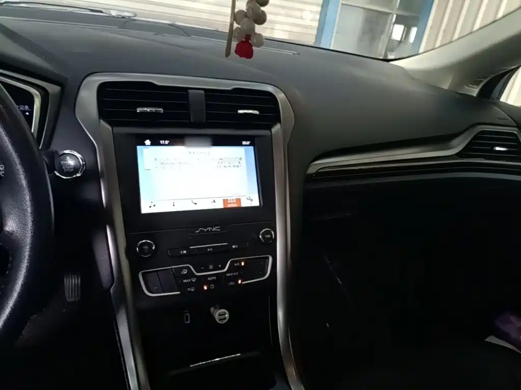 Ford Mondeo New Energy — миниатюра 10