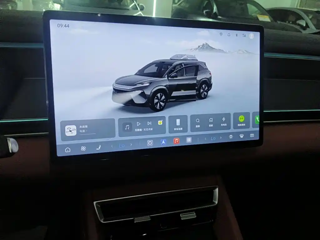 BYD Tang L — миниатюра 13