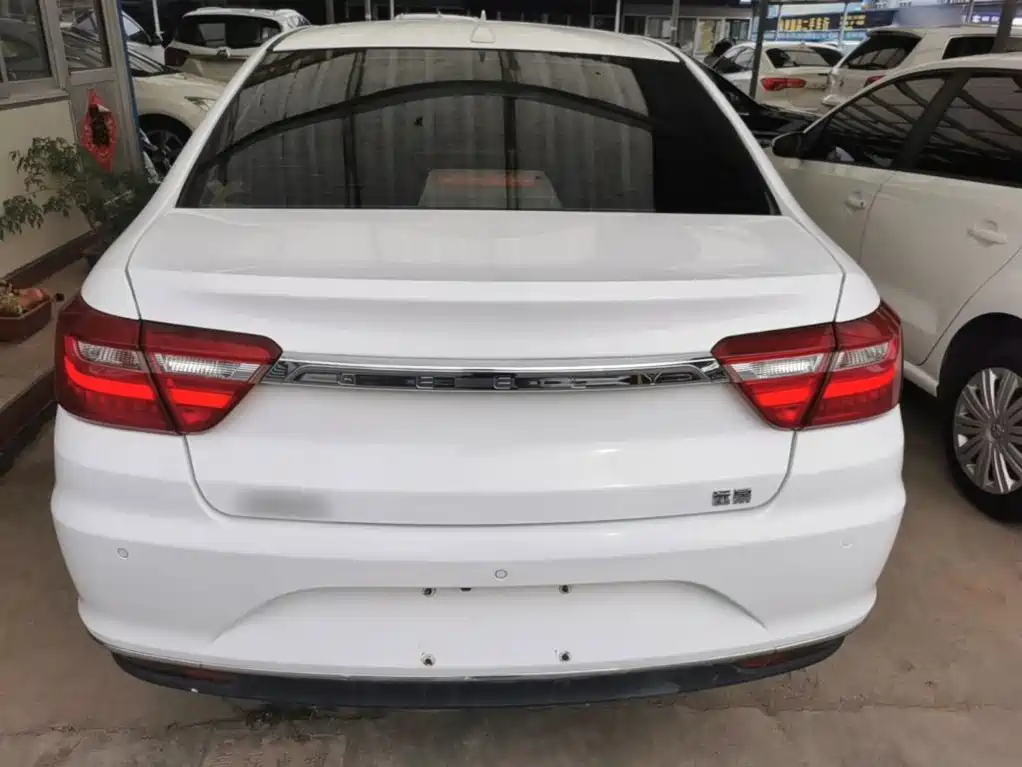 Geely Vision — миниатюра 6