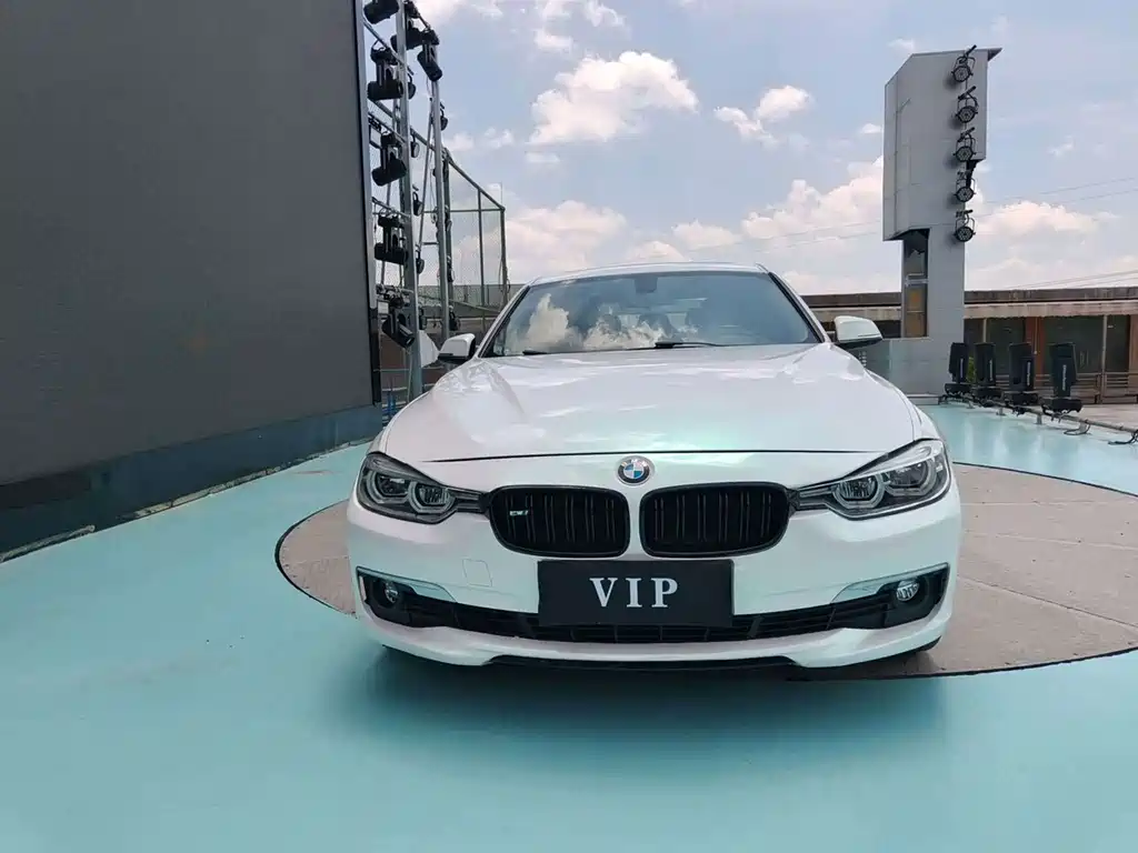 BMW 3 Series — миниатюра 2