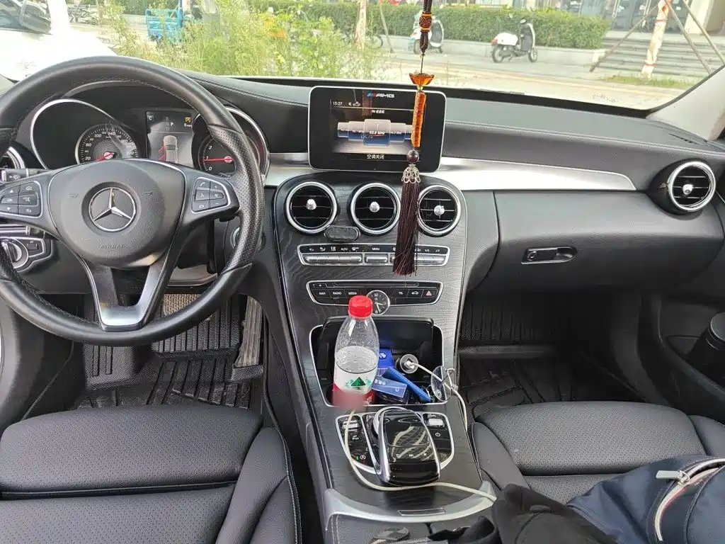 Mercedes-Benz C-Class — миниатюра 5