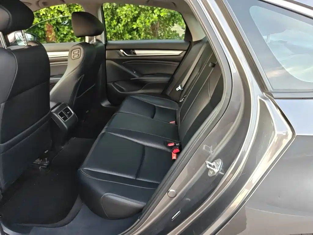 Honda Accord — миниатюра 15