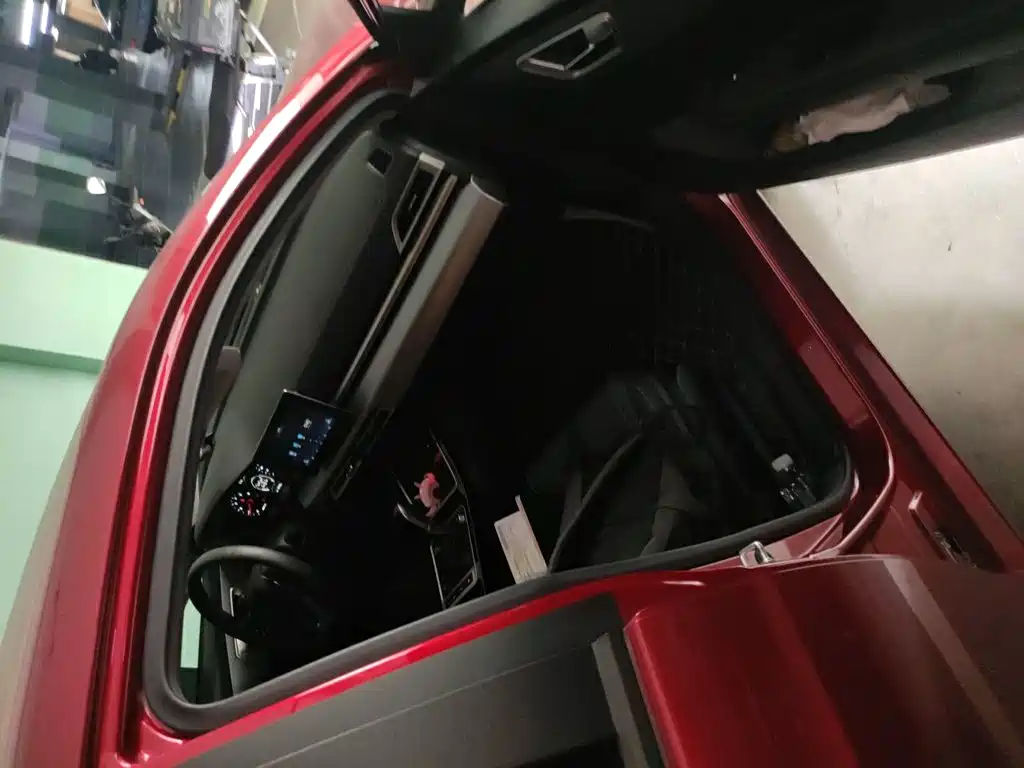 BYD Qin — миниатюра 20