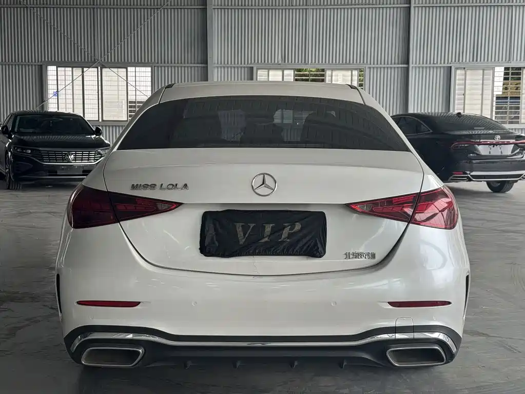 Mercedes-Benz C-Class — миниатюра 8