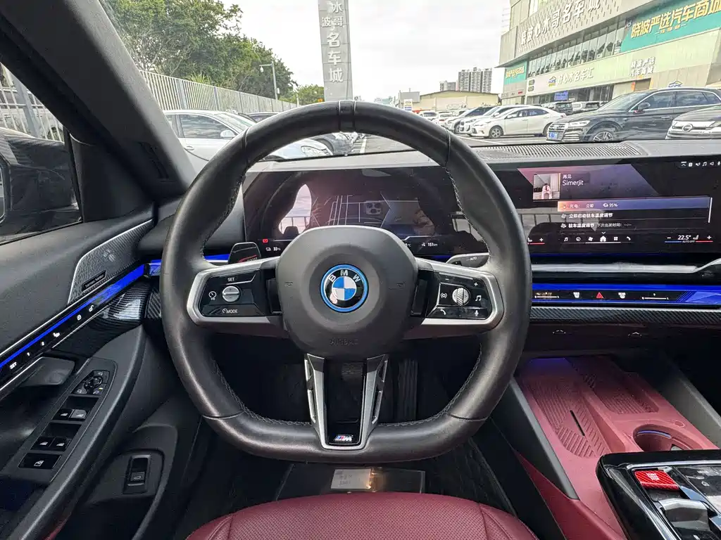 BMW i5 — миниатюра 7