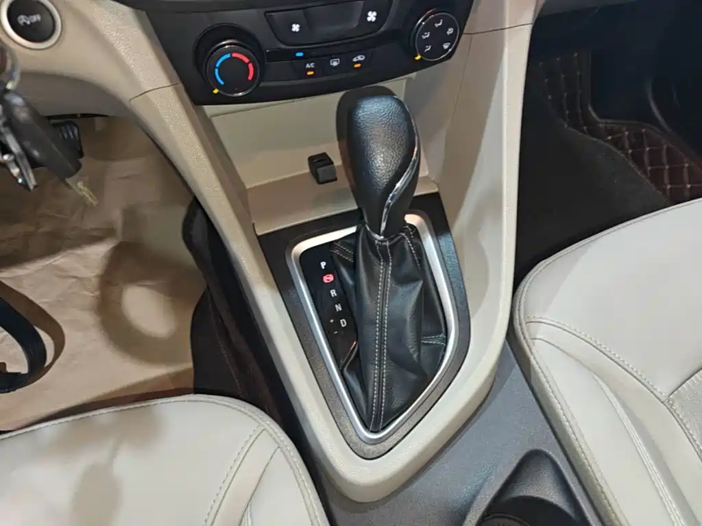 Buick Excelle — миниатюра 14