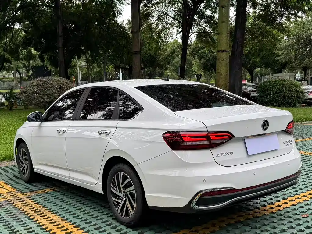 Volkswagen Lavida 2024 300TSI DSG