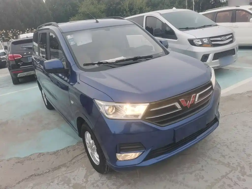 Wuling Hongguang — миниатюра 4