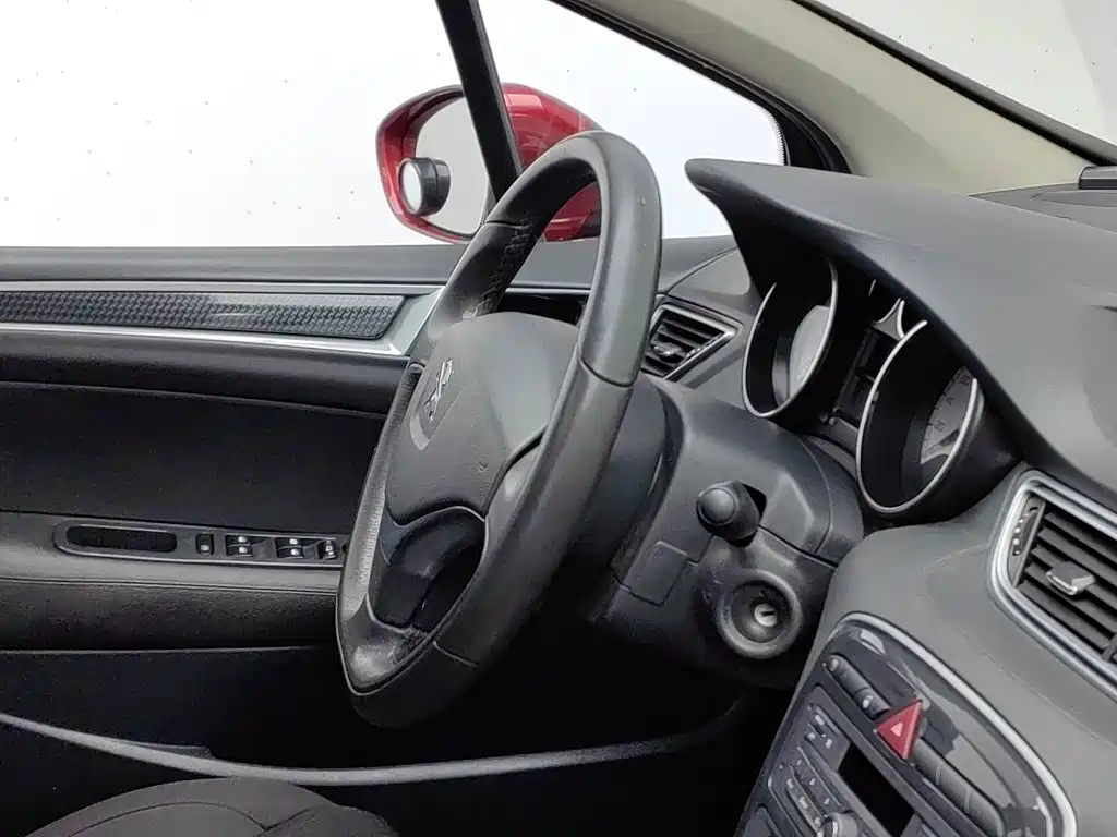 Peugeot 308 — миниатюра 22