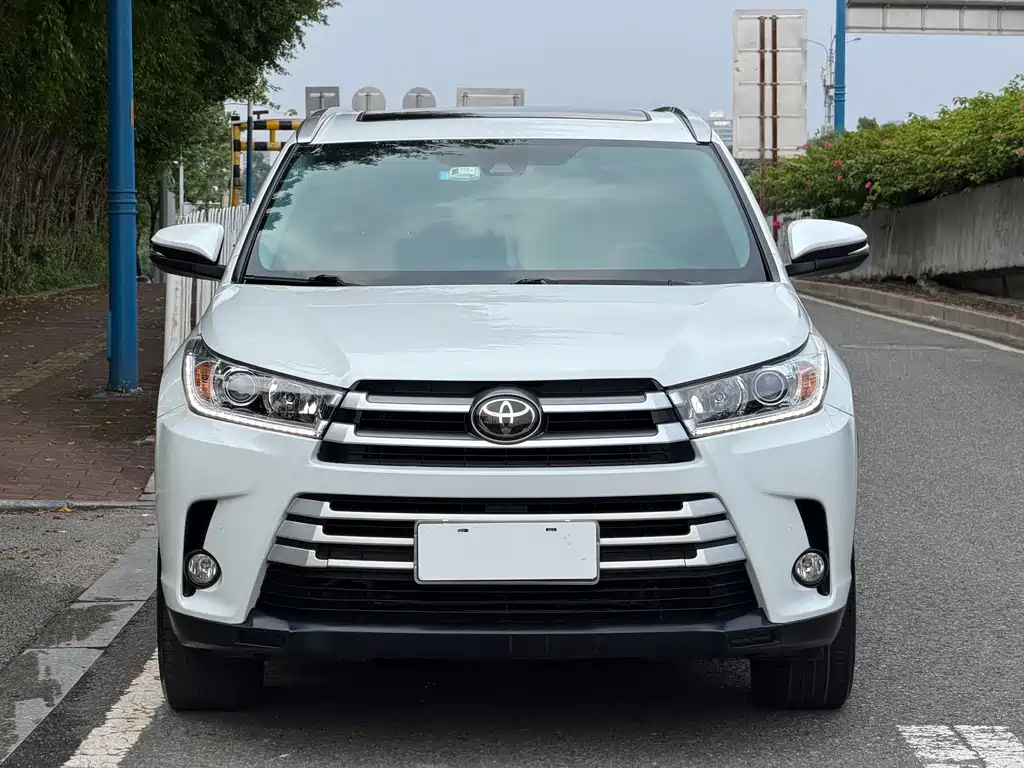 Toyota Highlander — миниатюра 2