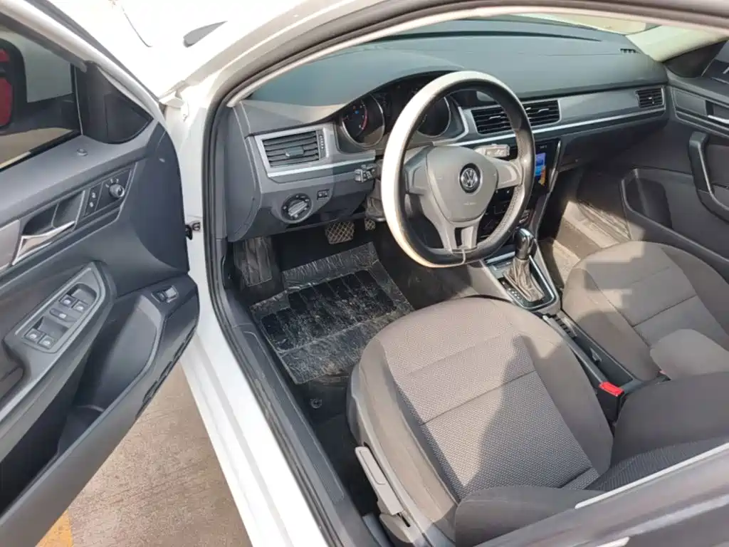 Volkswagen Bora — миниатюра 16