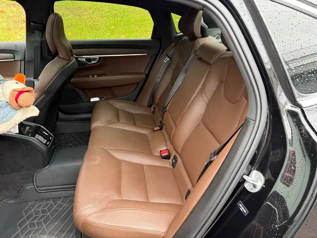Volvo S90 — миниатюра 12