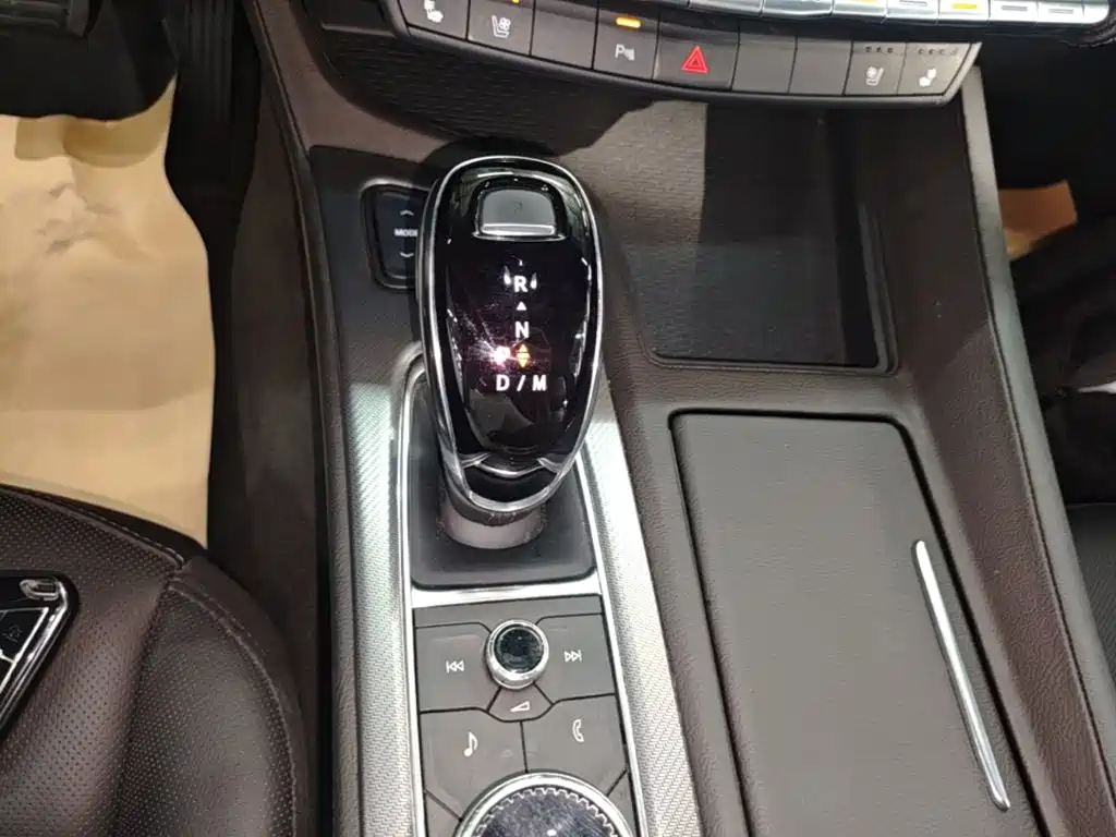 Cadillac CT5 — миниатюра 14