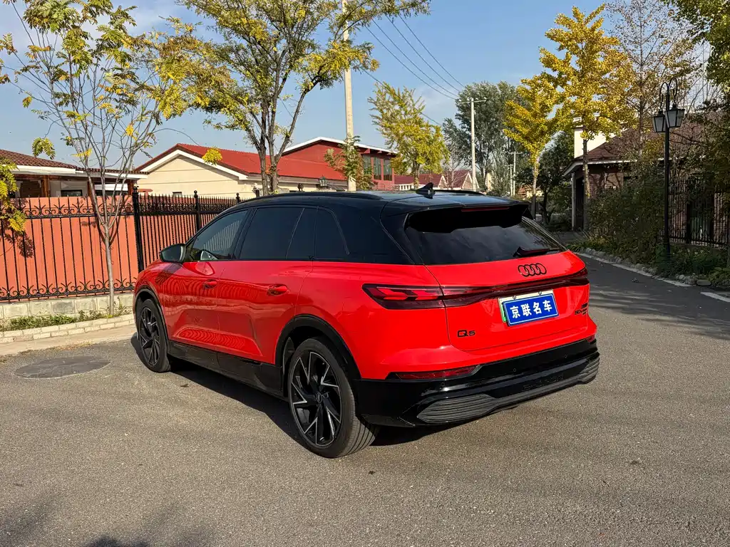Audi Q5 e-tron — миниатюра 18