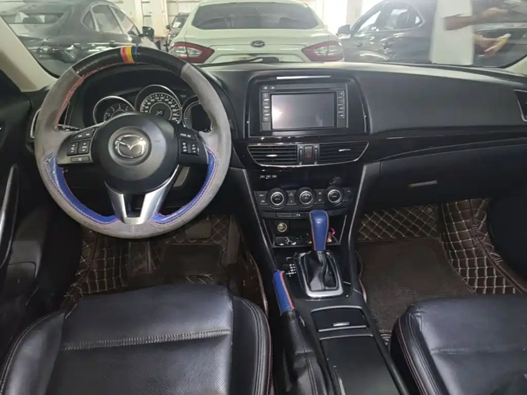 Mazda Atenza — миниатюра 10