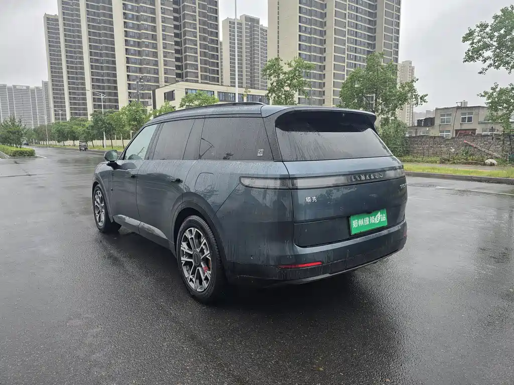Lynk & Co 900 2025 2.0T Ultra 6 мест