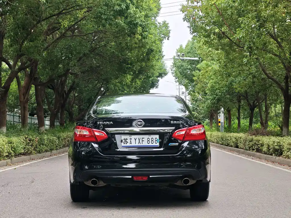 Nissan Teana — миниатюра 6
