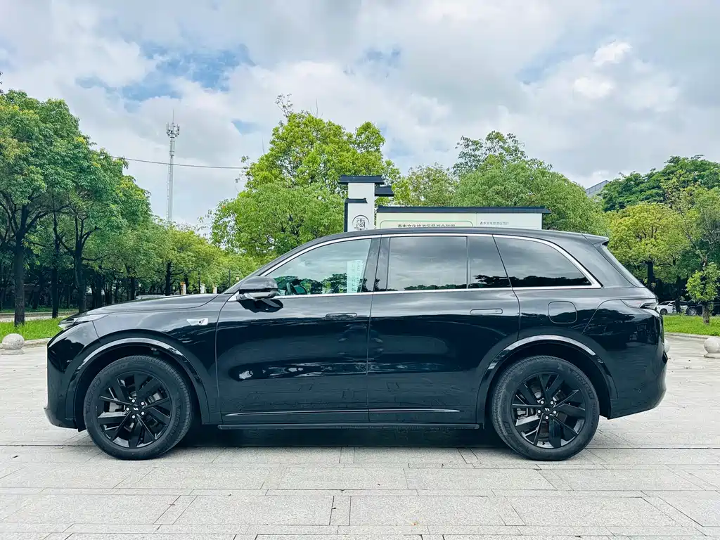 Li Auto L8 2023 Air