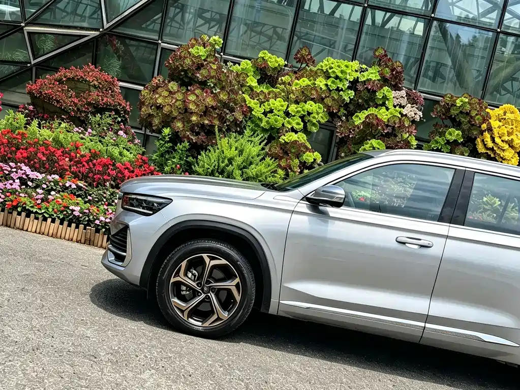 Geely Xingyue L — миниатюра 3