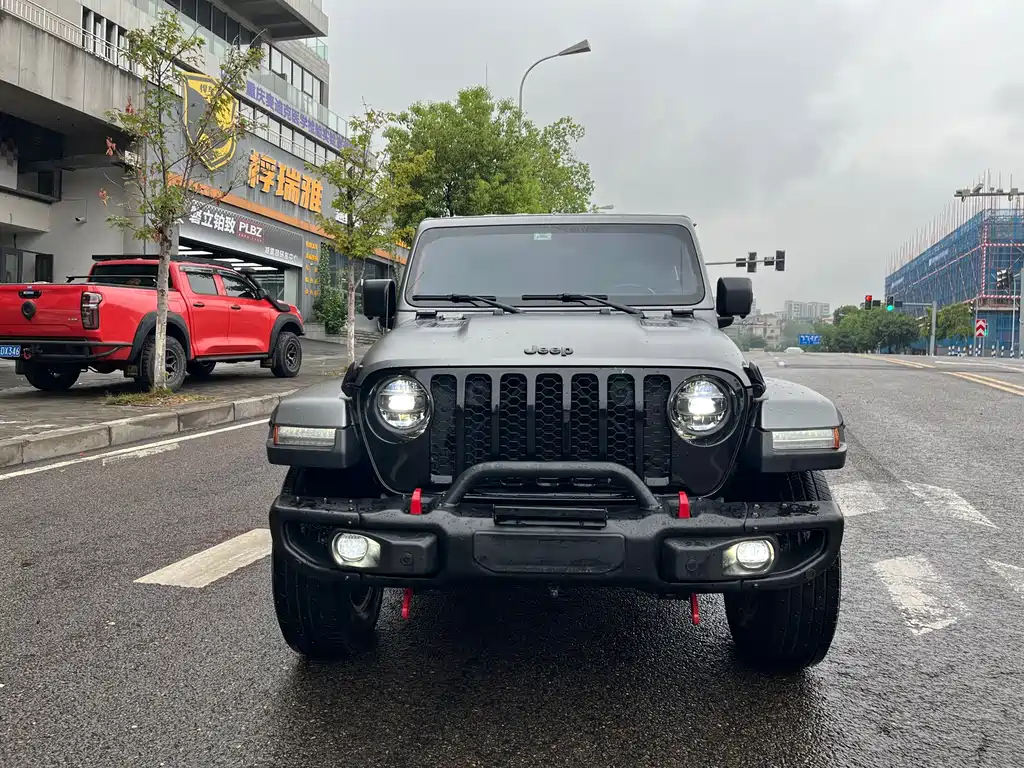 Jeep Gladiator — миниатюра 2
