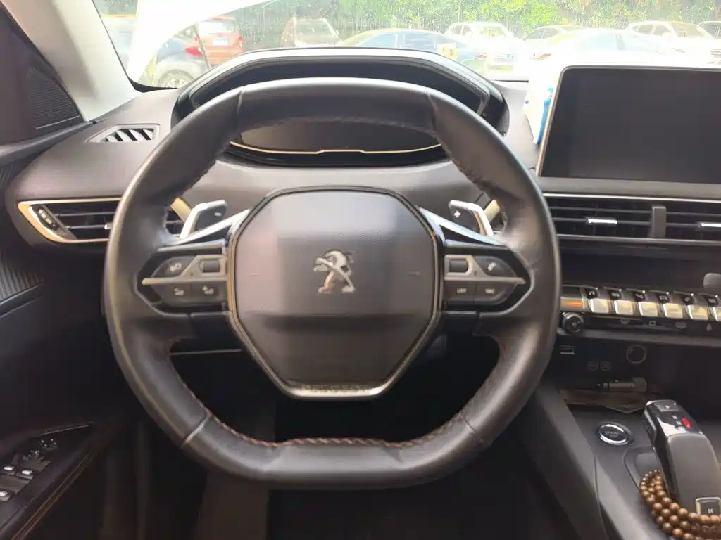 Peugeot 5008 — миниатюра 7