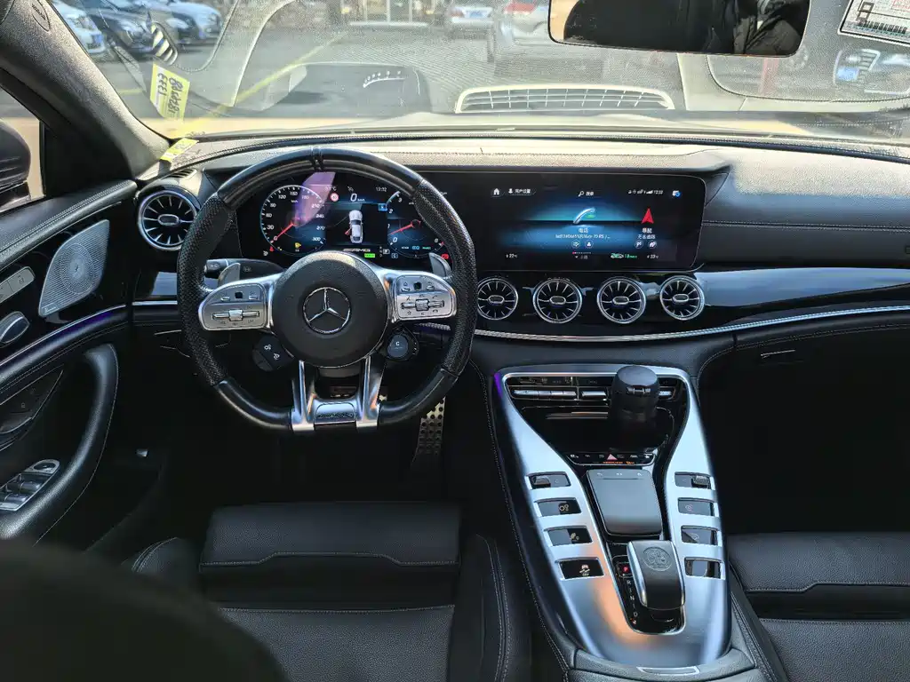 MERCEDES-BENZ AMG GT