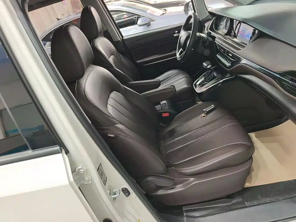 GAC Motor Trumpchi M6 — миниатюра 25