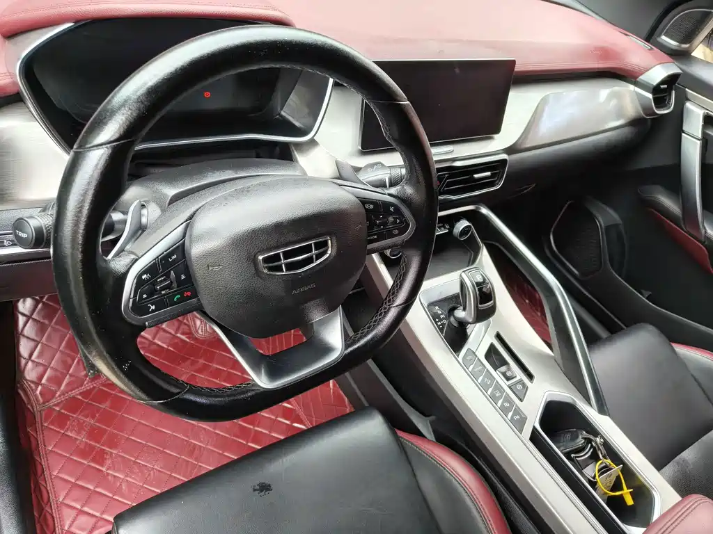 Geely Binyue — миниатюра 9