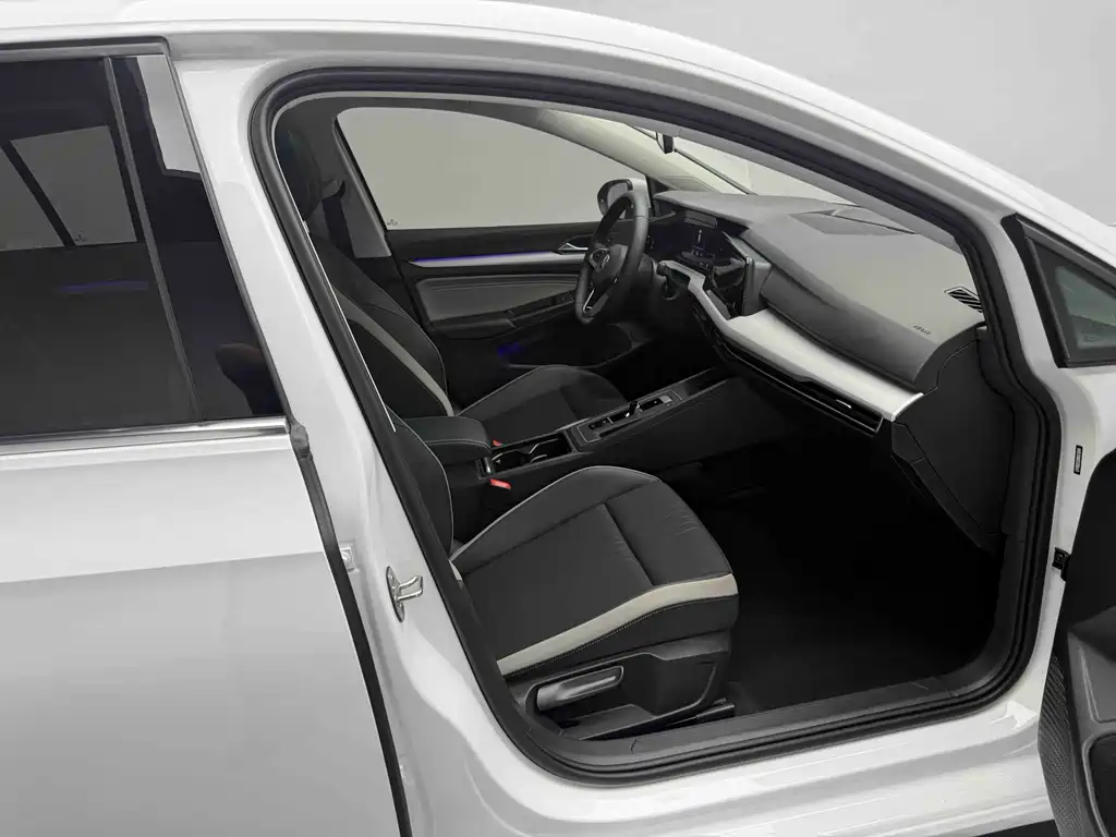 Volkswagen Golf 2023 280TSI DSG Pro