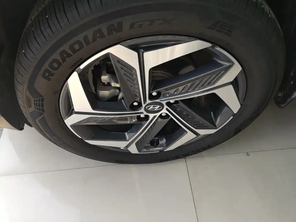 Hyundai Tucson — миниатюра 23