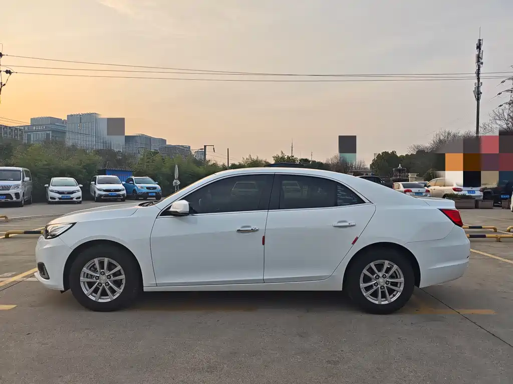 Chevrolet Malibu — миниатюра 6